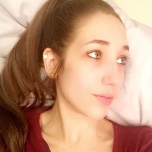 Meet your Posher, Siera